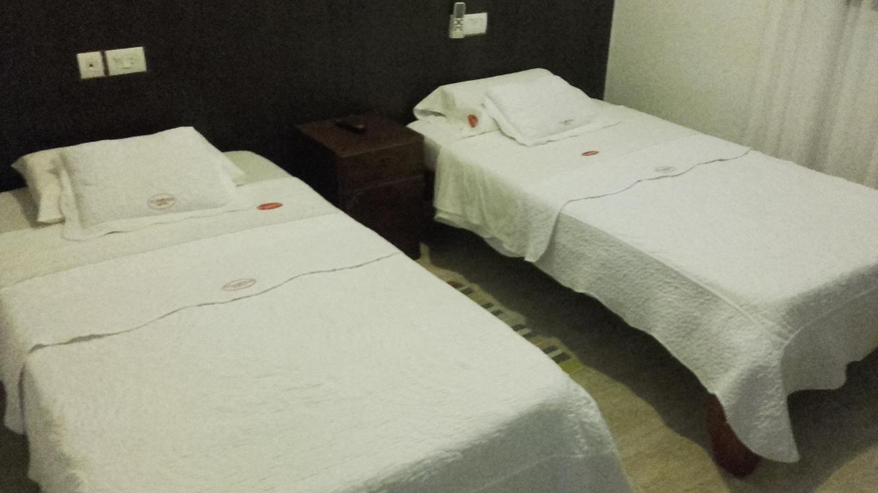 Hotel Florida Saladas Zewnętrze zdjęcie